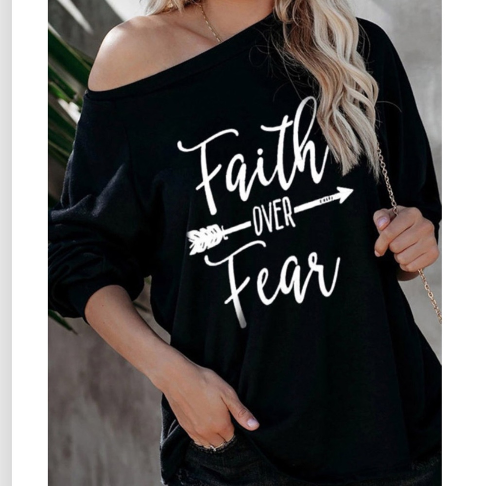 NEW🔥Faith Over Fear Black Long Sleeve Top S/M/XL - Picture 2 of 7